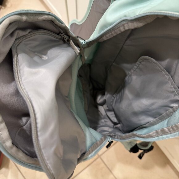 Camelbak Powderhound 12L Ski Backpack | Blue Mist / Black - Picture 3 of 16